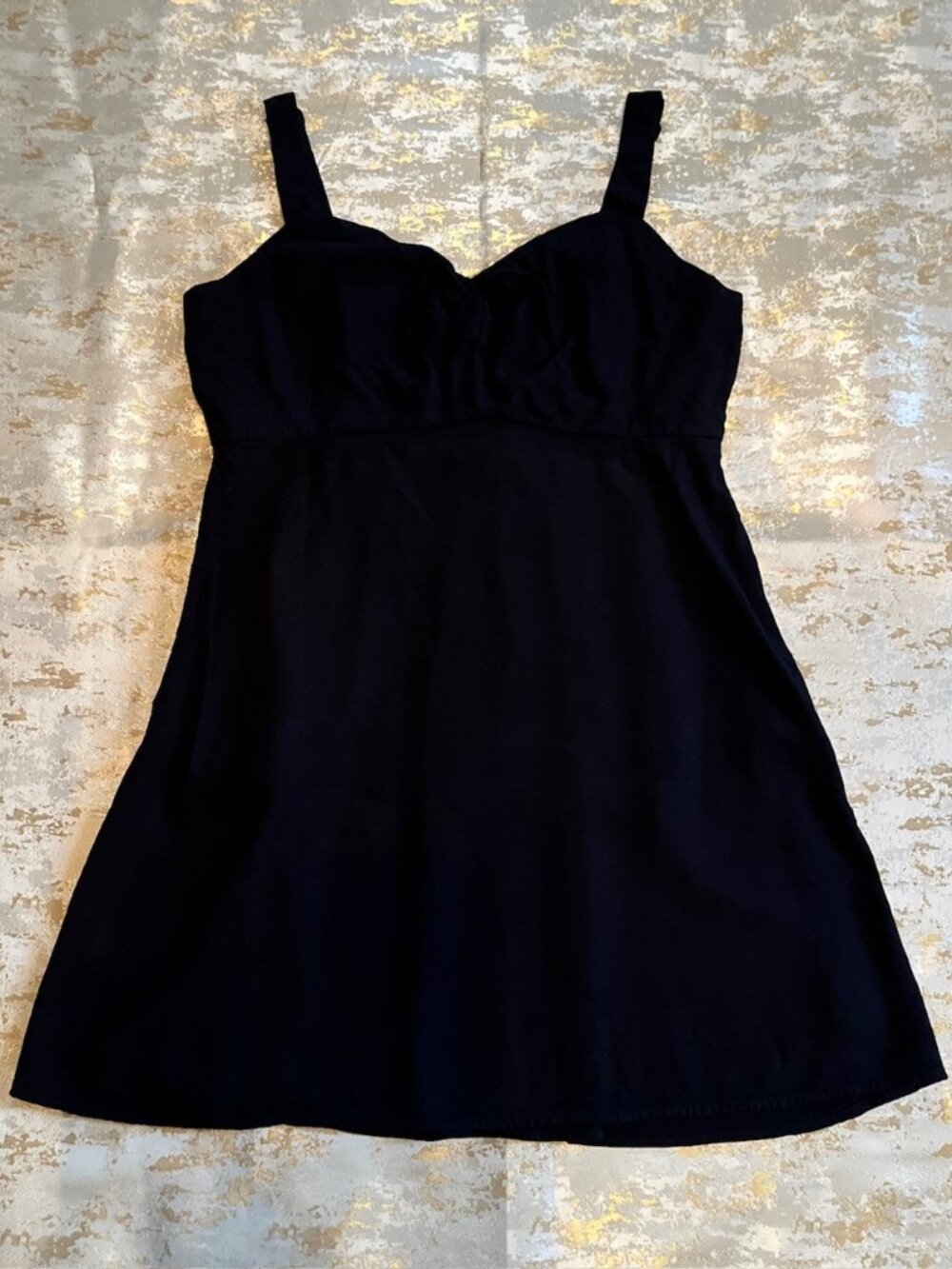 Old Navy Black Tank Top Women's LARGE Adjustable Straps Flare Elastic